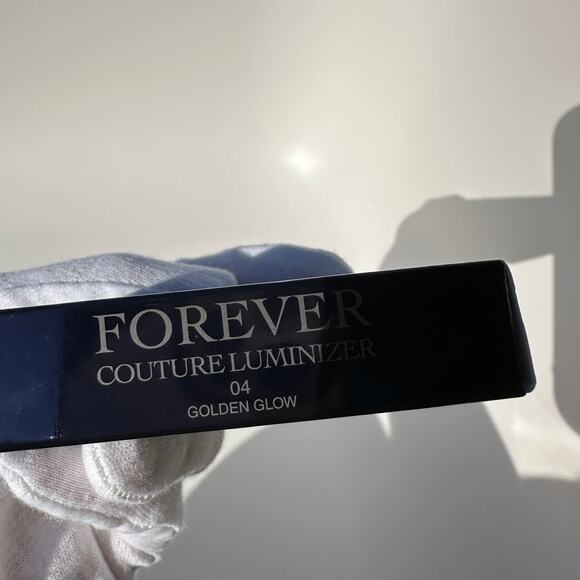 Christian Dior Forever Couture Luminizer Highlighting Powder 04 Golden Glow 6g - Picture 12 of 15